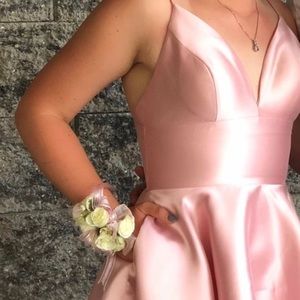 Sherri Hill Size 6 Short Dress!!!!!